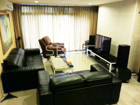 Good Deal for Sale : 2 Bd. Unit in Phrom Phong Area-Baan Prompong