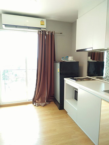 picture Plus Condo Hatyai 1 with swimming pool and fitness room. - 9/17