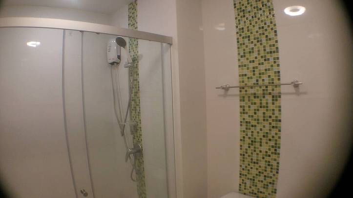 picture Plus Condo Hatyai 1 with swimming pool and fitness room. - 10/17