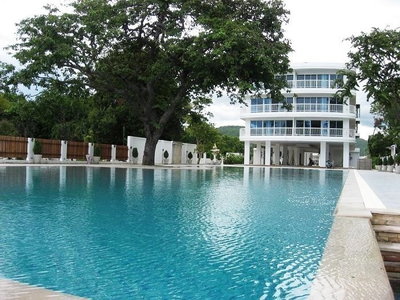 บ้านสรวลริมทราย