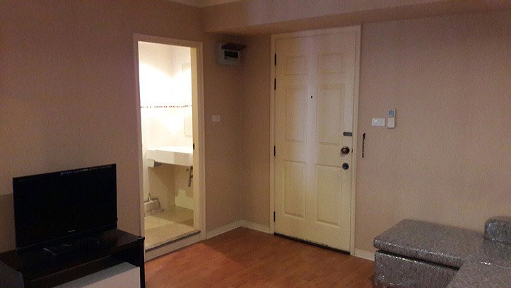 picture For Rent 11,000 baht - 4/9