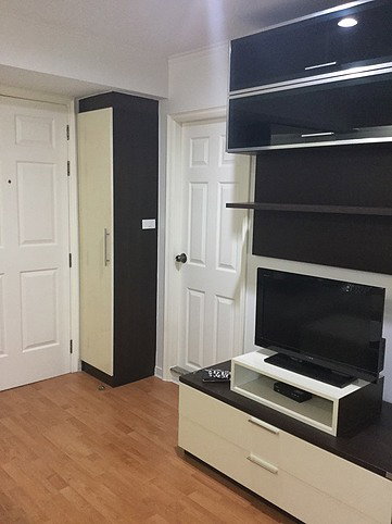 picture Room for rent - 2/10