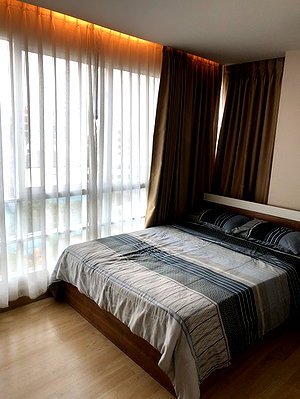 Condos for rent : For rent Emerald Residence Ratchada Ready to move in (Line: @lifeland)