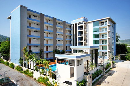 Kathu Golf Condo