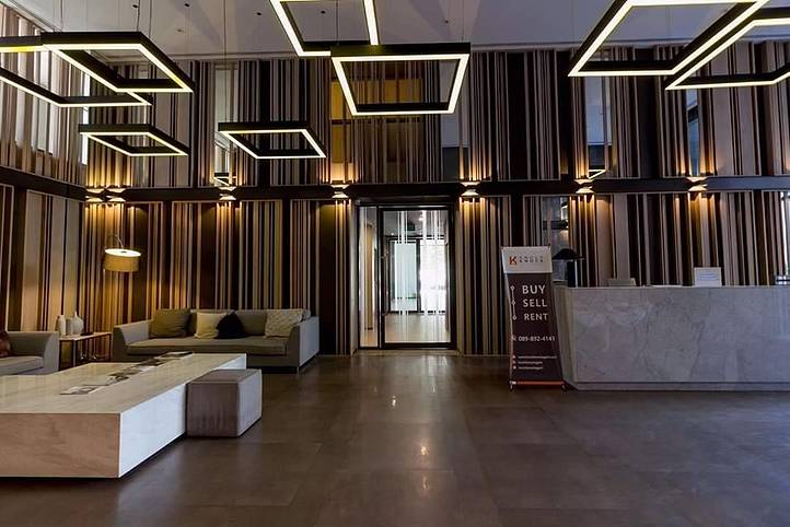 picture For Rent Centric Ratchada-Huai Khwang Ready Move in - 16/17