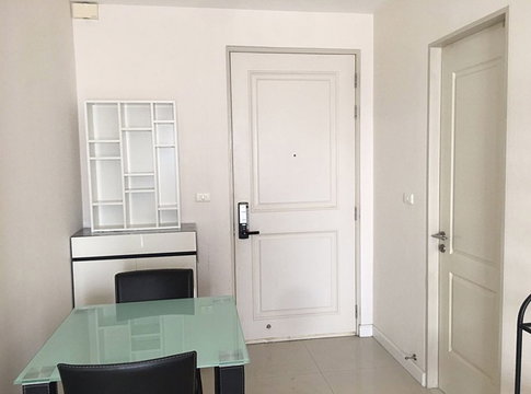 ให้เช่าคอนโด Q House Sathorn คิว เฮ้าส์ สาทร **ห้องหัวมุม 41ตรม. ติด BTS กรุงธนบุรี Line ID: @ppagent