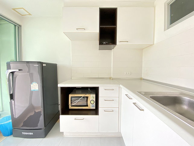 picture Condo for rent 8,000 baht - 7/10