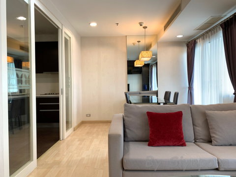 🌸🌸🌸 SR062 Special Deal!! For rent Condo 59heritage