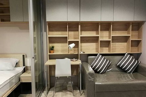  ขาย PLUM โชคชัย 4 ห้องใหม่ ตกแต่ง built in ทั้งห้อง มีเครื่องซักผ้า