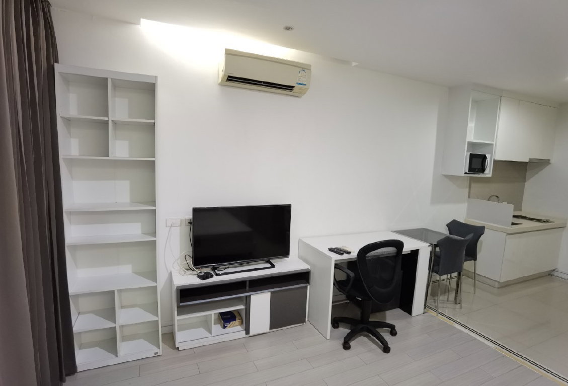 รูป WP2248 คอนโดให้เช่า T.C. Green (ที.ซี. กรีน) ห้องสวย เฟอร์ครบ มีเครื่องซักผ้า ราคาพิเศษ - รูปที่ 5/23