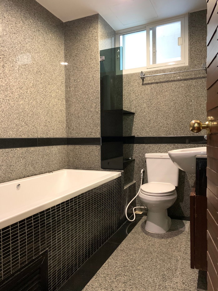 รูป 🌸🌸🌸รหัส SR161 ให้เช่า ห้องกว้าง ใกล้ BTS พร้อมพงษ์ คอนโด Grand ville House 1 Condominium 4 ห้องนอน - รูปที่ 17/20