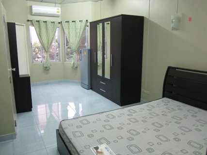 รูปภาพ  Thailand Room for Rent Golden village Condominium, Closed Sukhumvit Road Banchang, Rayong.Garden view