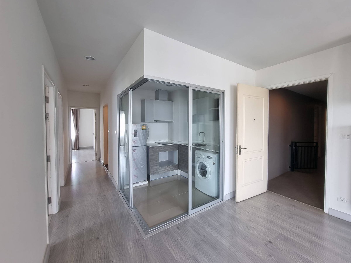 picture For rent Condo Chambers Ramintra  3 beds 2 baths 25,000 baht++++++ - 1/12