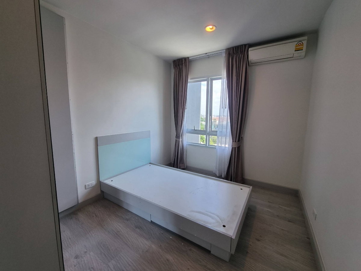 picture For rent Condo Chambers Ramintra  3 beds 2 baths 25,000 baht++++++ - 8/12