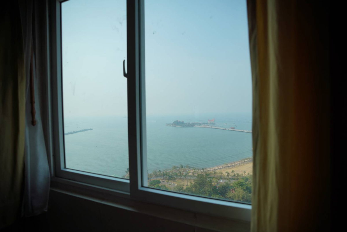 picture Ladda Condoview 2 bedroom floor 15 - 8/19
