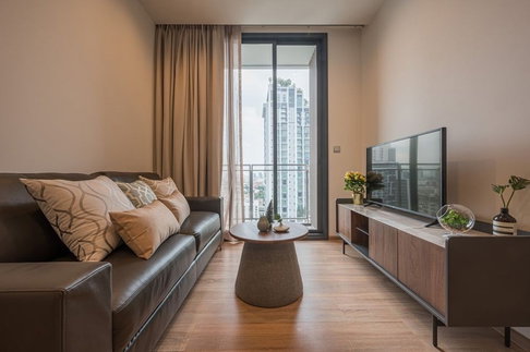 Condo For rent THE LINE PHAHON-PRADIPAT, 2bedrooms Fully Furnished Line ID: @ppagent