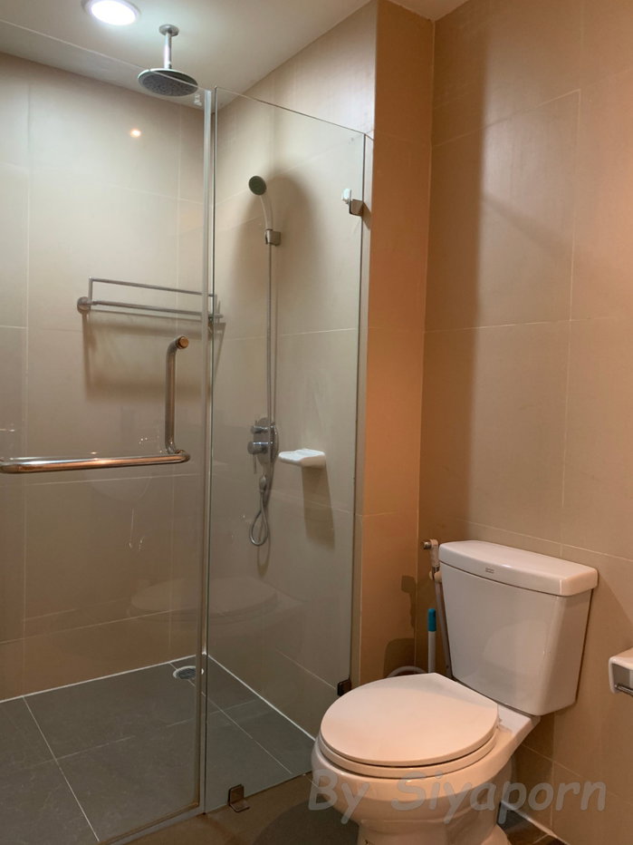 picture 🌸🌸🌸 For rent  2 bed room 59Heritage  - 10/12