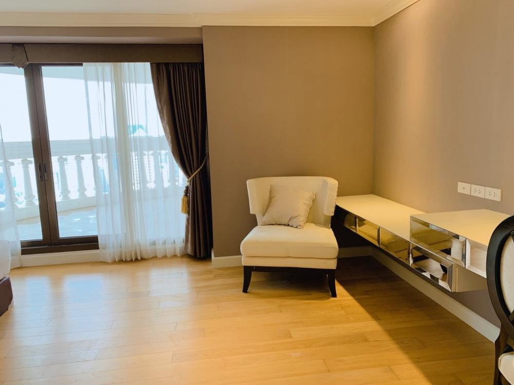 picture Condo For rent State Tower Fully Furnished Line ID: @ppagent - 4/10