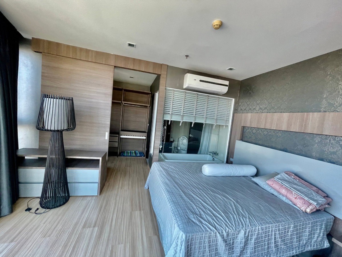 picture Skywalk Condominium for rent @ BTS Prakanong - 2/9