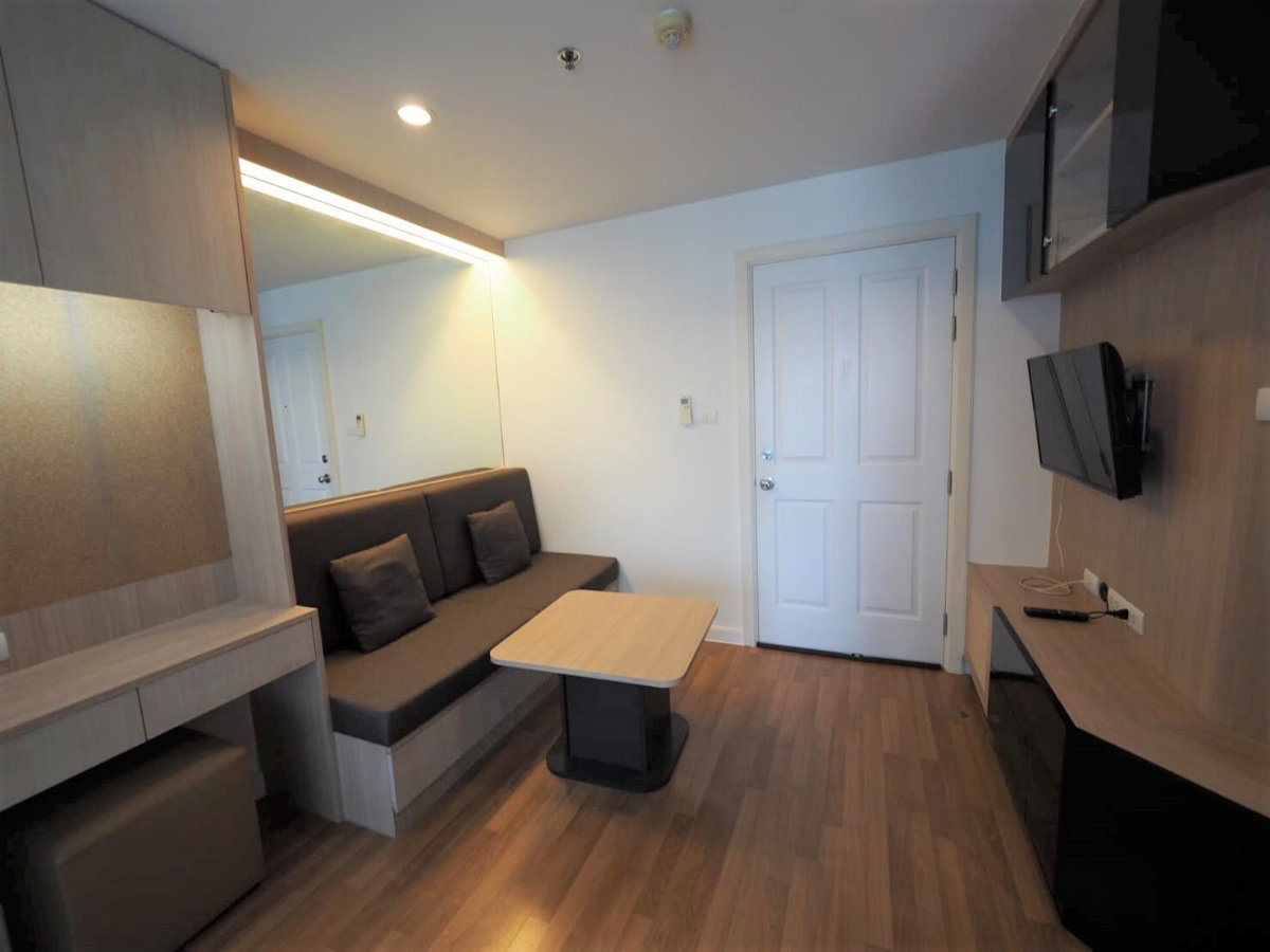 picture Condo for rent Lumpini Place Ratchayothin  - 4/10