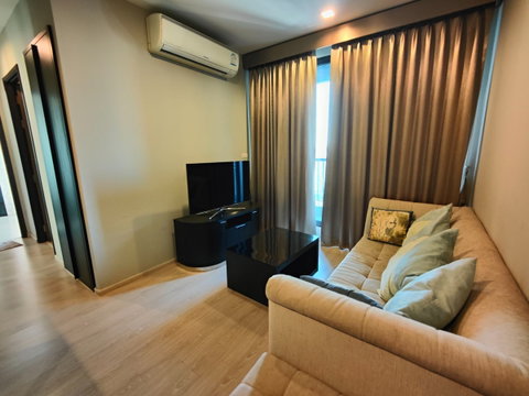 ปล่อยขายคอนโด ริทึ่ม สุขุมวิท 44/1 2beds 1bath, 52.81 ตรม. ชั้น 29 ใกล้ BTS พระโขนง