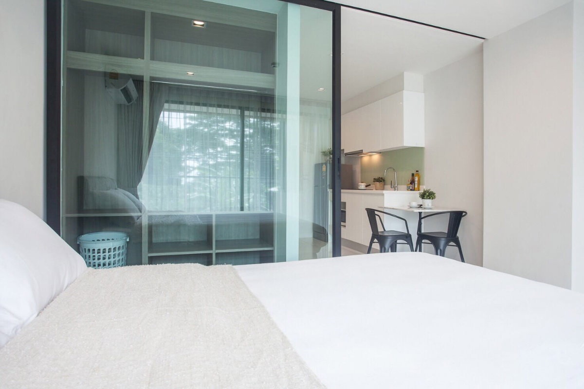 รูป de amber condo บางเสร่ นาจอมเทียน ห้องสวย ใกล้ทะเลเพียง 60.ม. - รูปที่ 6/9