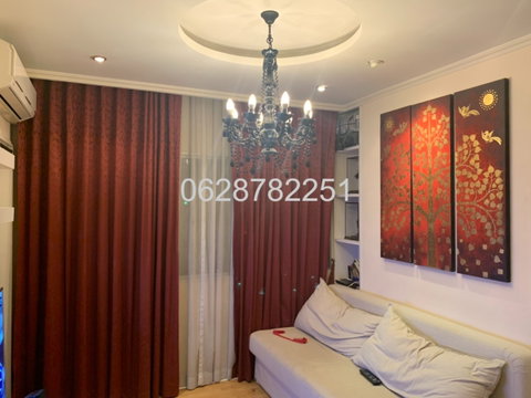 My condo sathorn taksin Corner room with cooking hood and cooking pan
