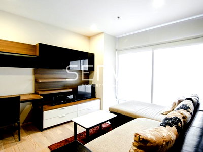 Condos for sale : 🔥Hot Deal 5.999 MB (All in)🔥 Studio with Partition Perfect Location BTS Thong Lo at Noble Remix Condo / Condo For Sale