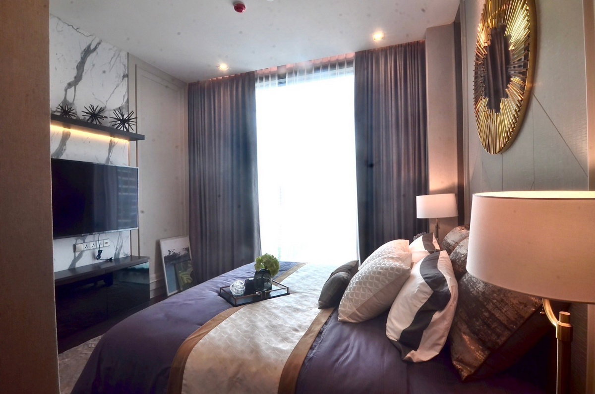 picture For rent !! Q1 Sukhumvit 2beds high floor nice decorated - 8/10