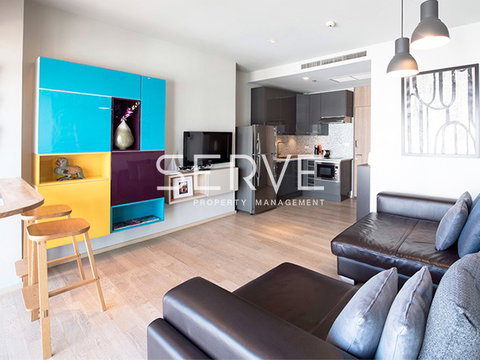 Nice Room 1 Bed Corner Unit in Phrom Phong Area Next to BTS Phrom Phong 200 m. at Noble Refine Condo / Condo For Sale 
