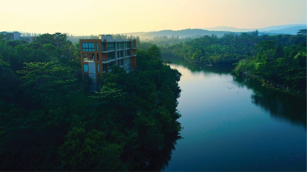 รูป Swan Lake Khao Yai - รูปที่ 1/31