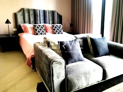 Condos for sale : 🔥Studio (Partition) Garden view Perfect Location BTS Phloen Chit at Noble Ploenchit Condo / Condo For Sale