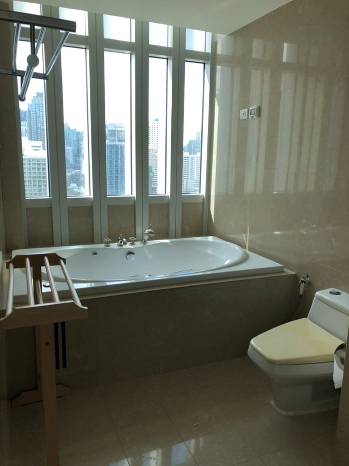 รูป 🔥 Athenee Residence  - 4 Bedrooms for RENT ONLY 160K 🔥 - รูปที่ 27/37