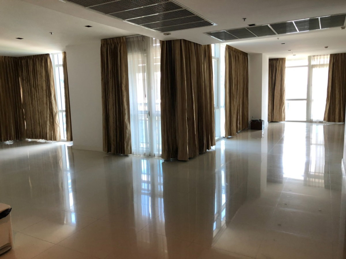 รูป 🔥 Athenee Residence  - 4 Bedrooms for RENT ONLY 160K 🔥 - รูปที่ 4/37