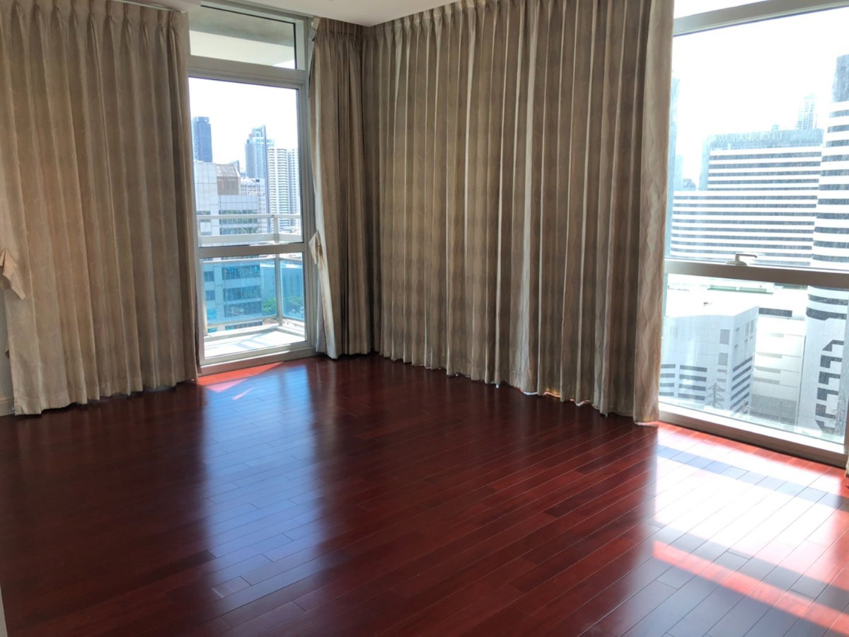 รูป 🔥 Athenee Residence  - 4 Bedrooms for RENT ONLY 160K 🔥 - รูปที่ 29/37