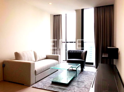 Condos for sale : Combined 2 Beds Large Room 93.71 sq.m. Super High Fl. 35+ Nice View & Perfect Location BTS Phloen Chit at Noble Ploenchit Condo / For Sale