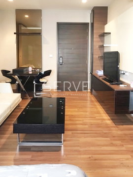 Studio with Partition High Fl 15+ Good Location Close to MRT Thailand Cultural Centre 220 m. at IVY Ampio Condo / For Sale