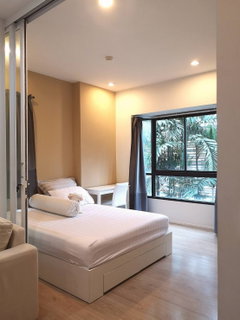 For Sale P-95650 S 1 Rama 9 Sale with Tenant (Until Sep 2026) Fully Furnished Near Airport Link Hua Mak 1,790,000 THB Line @easythaihome 085-592-2897