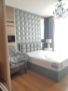 P-116606 ต้องการขายคอนโด พาร์ค 24 Sukhumvit 24 Alley, Khlong Tan, Khlong Toei, Bangkok Line Id: @easythaihome 085-592-2897