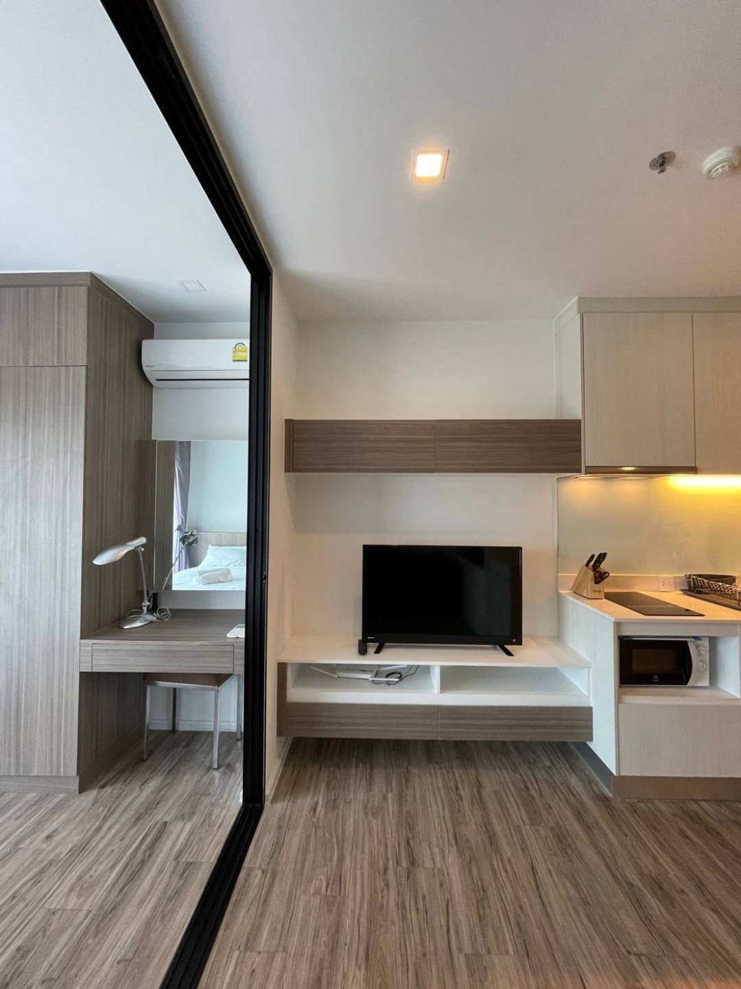 คอนโดสไตล์ญี่ปุ่น วิวภูเขา~ ใกล้โรบินสันศรีราชา 8000 บาท