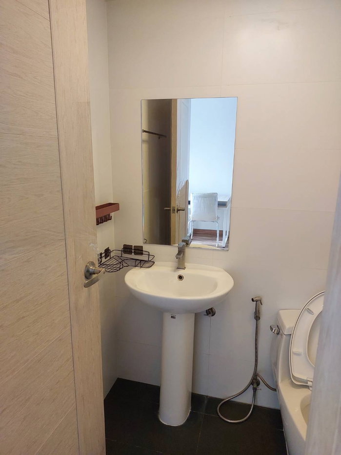 picture Sale Condo The Iris westgate BangYai - 7/17