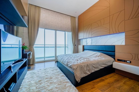 For sell Penthouse The Palm Wongamat beach Front Pattaya 207Sq.m and rooftop floor (S03-1085)