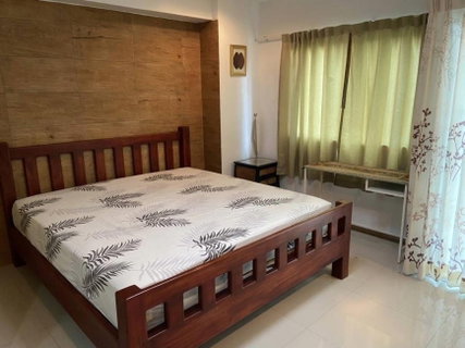 P-100079 | Sense of London Corner Unit Condo for Sale with Pool View Near BTS Bearing! Line ID: @easythaihome | 085-592-2897