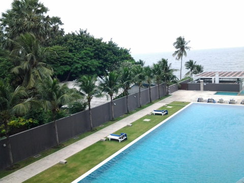 For Sale Ananya Condo 150 Sq.m Beach front with Jacuzzi