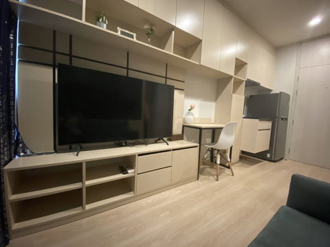 T1386 คอนโดให้เช่า Noble Revolve Ratchada (โนเบิล รีวอลฟ์ รัชดา) ห้องสวย เฟอร์ครบ มีเครื่องซักผ้า ราคาพิเศษ