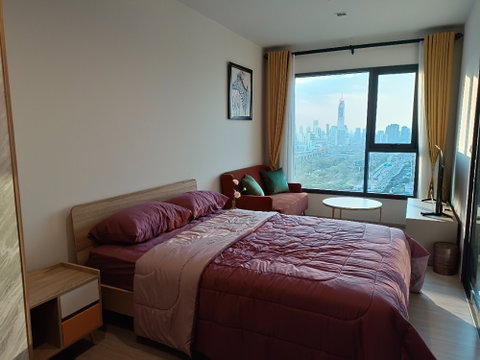 G 7296 💖中国客户,请加微信。(在联系方式的旁边) For rent Life Asoke Hype Line❤️💜@condopremium💜❤️Ready to move in ⬛🟨 📞 065 695 3645🟨⬛