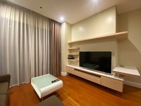 Bright Sukhumvit 24 size 90 square meters 16th floor 2 bedrooms, 2 bathrooms