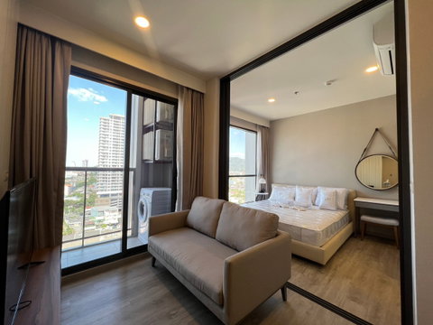 KEEN Center Condo 16500 35 Sqm.