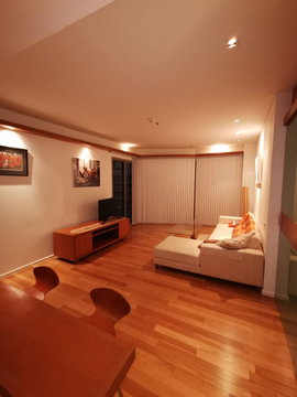 Large 1 Bd. Unit for Rent // Close to Benjakitti  Park, MRT & BTS-The Lakes