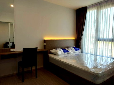 Condos for rent : FOR RENT The Parkland Phetkasem 56 11500 BAHT per MONTH